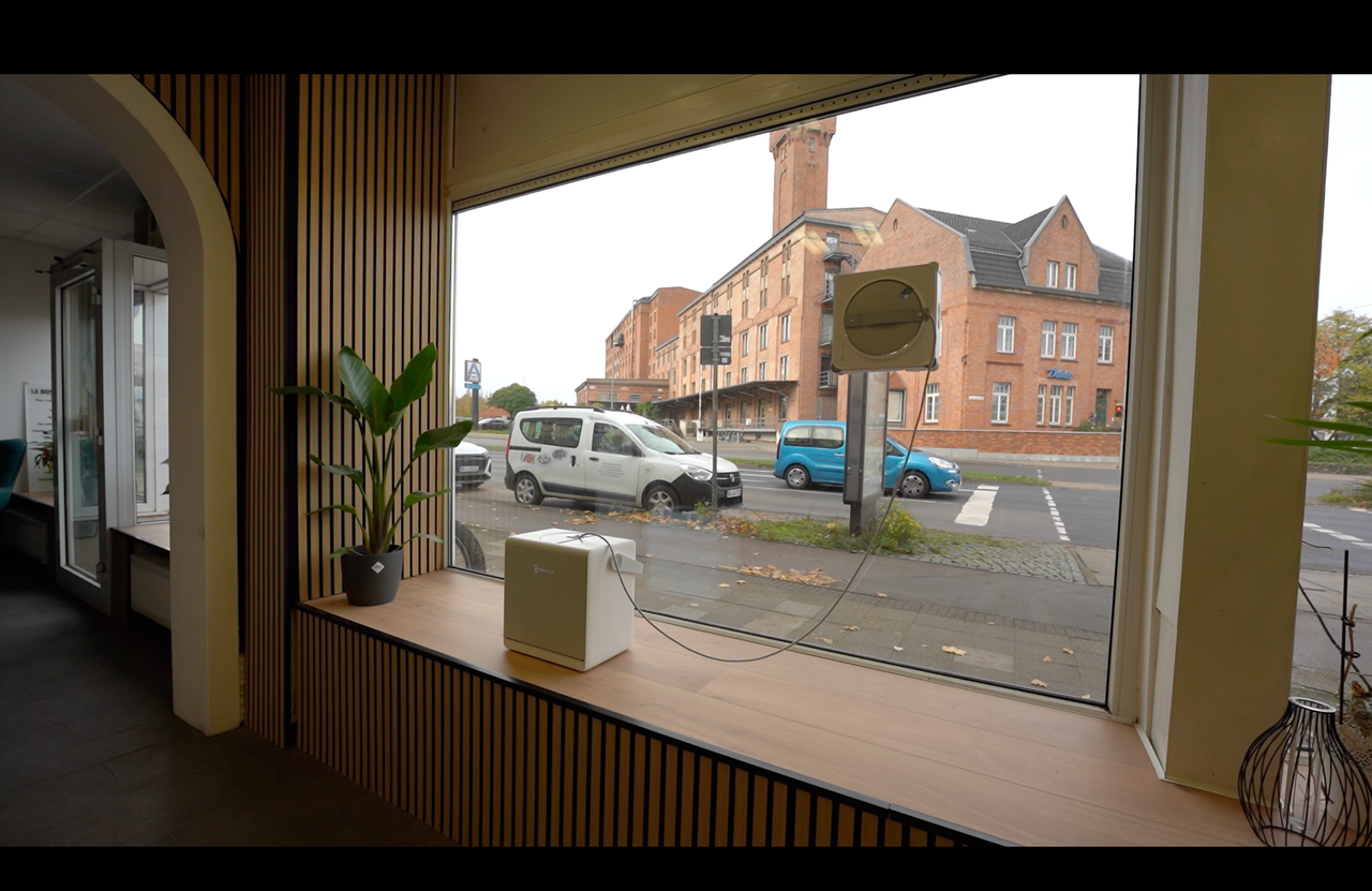 WINBOT W2S bei der Reinigung